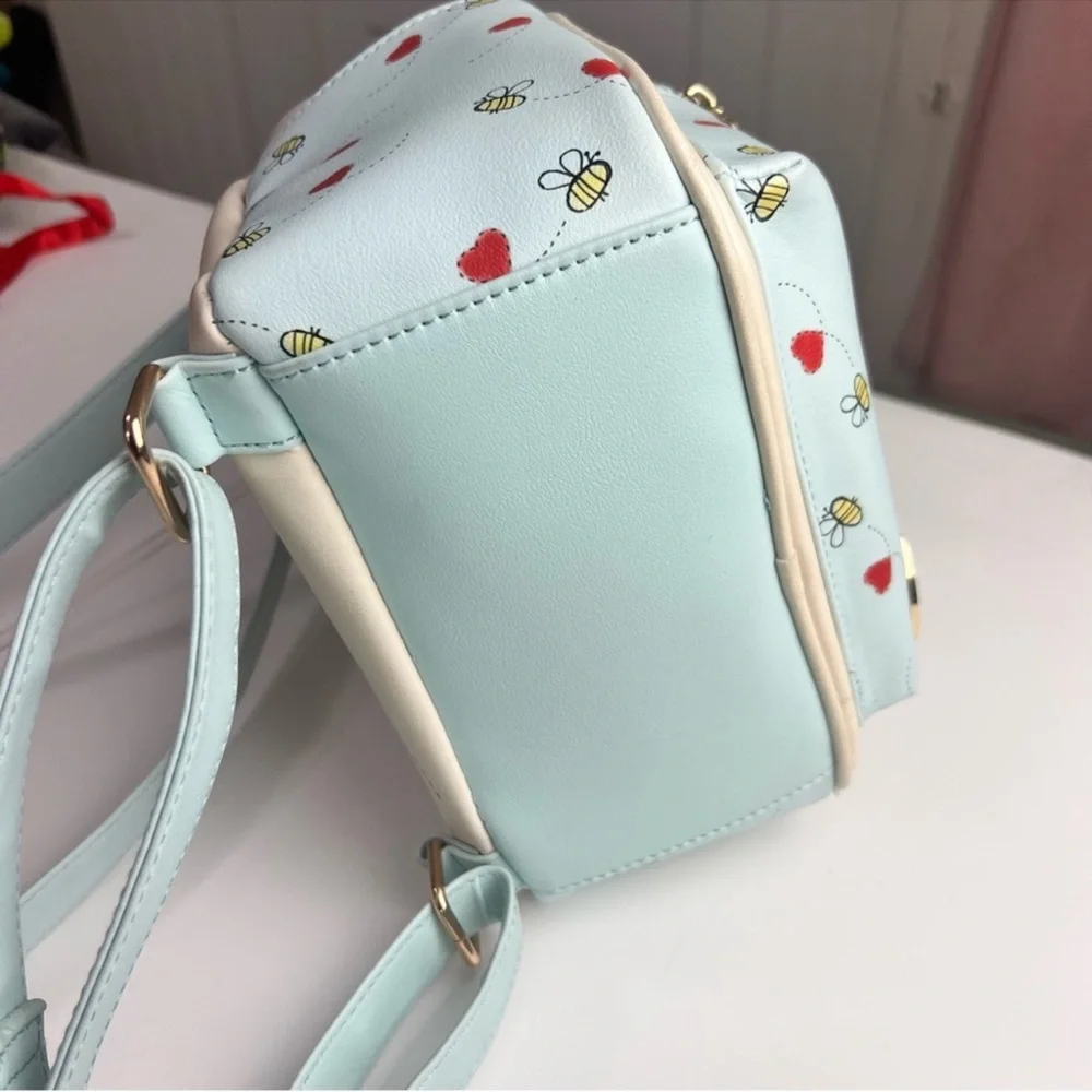 Cute Loungefly Her Universe Disney Winnie the Pooh & Friends Heart Mini Backup - Picture 5 of 13